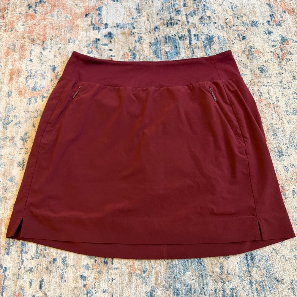 Athleta Wine Active Skort with Zipper Pockets